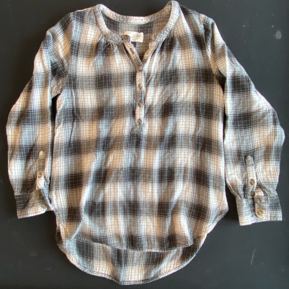 Universal Threads (Target) plaid flannel henley shirt.